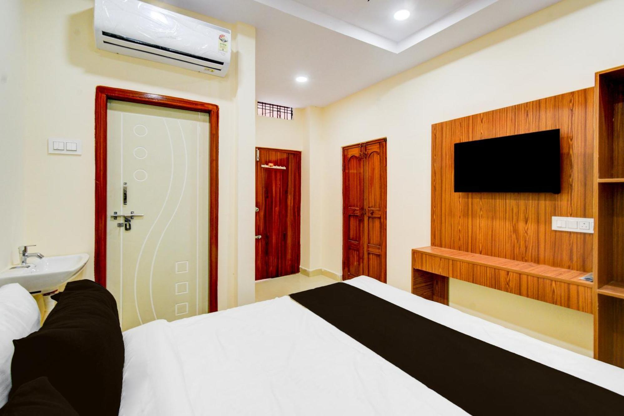 Hotel O D N Groups Sururnagar Exterior foto