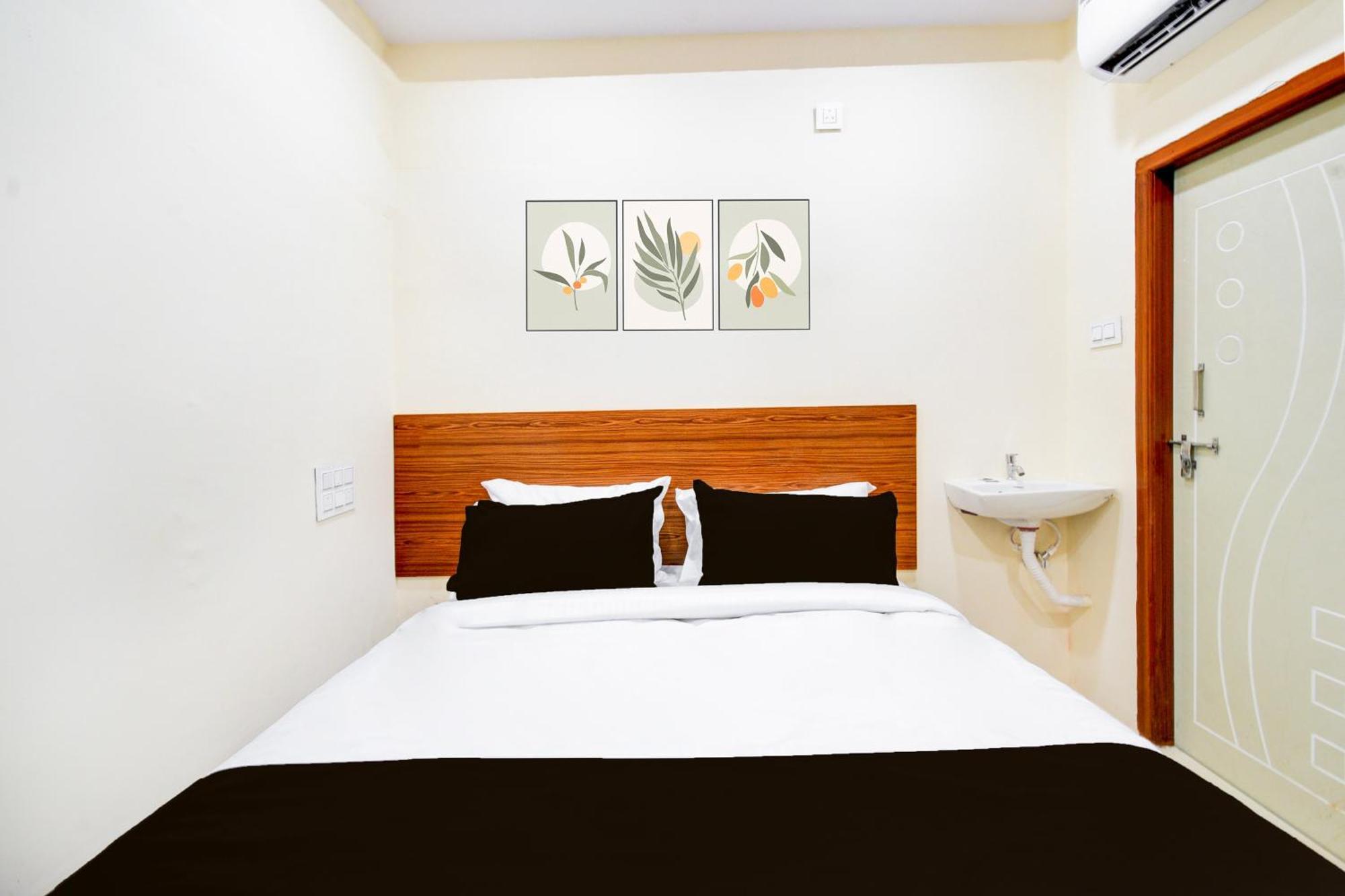 Hotel O D N Groups Sururnagar Exterior foto